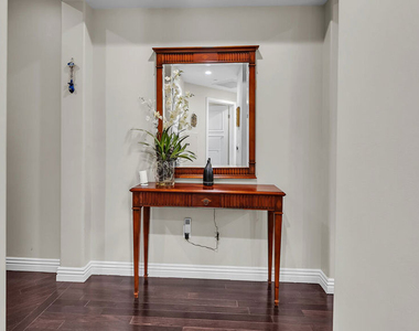 611 Caruso Avenue - Photo Thumbnail 11