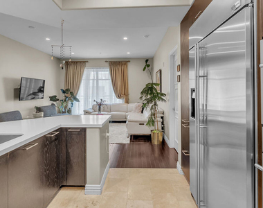 611 Caruso Avenue - Photo Thumbnail 8