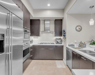 611 Caruso Avenue - Photo Thumbnail 6