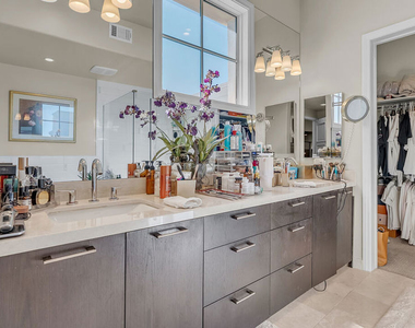 611 Caruso Avenue - Photo Thumbnail 22
