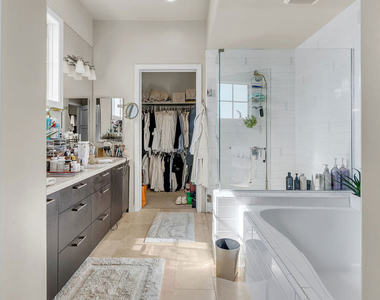 611 Caruso Avenue - Photo Thumbnail 20