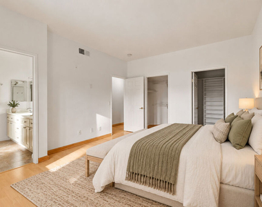 5420 Sylmar Avenue - Photo Thumbnail 22