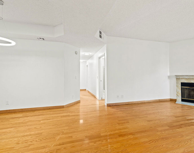 5420 Sylmar Avenue - Photo Thumbnail 5