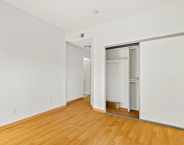 5420 Sylmar Avenue - Photo Thumbnail 20