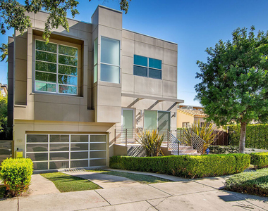 714 Westbourne Drive - Photo Thumbnail 1