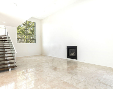 714 Westbourne Drive - Photo Thumbnail 8