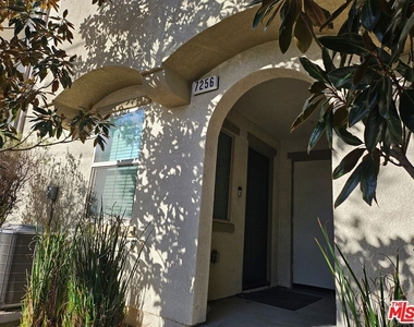7256 N Cherry Lane - Photo Thumbnail 1