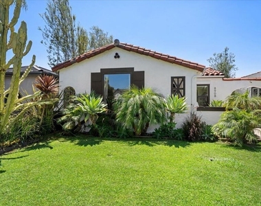 8908 Gibson Street - Photo Thumbnail 24