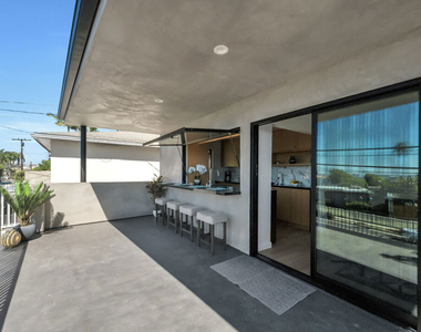 1536 Prospect Avenue - Photo Thumbnail 2