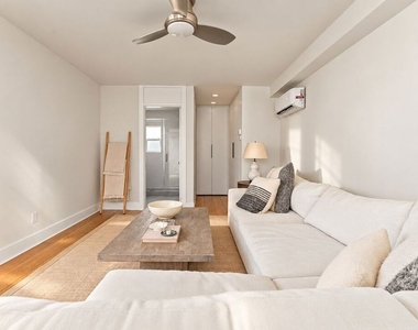 1605 Cabrillo Avenue - Photo Thumbnail 19