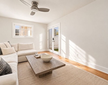 1605 Cabrillo Avenue - Photo Thumbnail 17