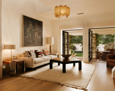 3211 Retreat Court - Photo Thumbnail 10