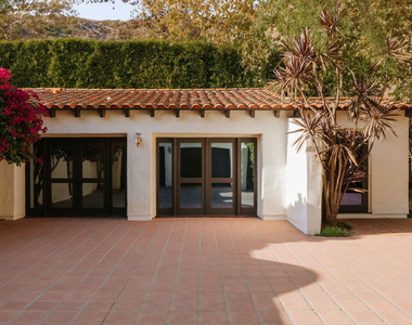 3211 Retreat Court - Photo Thumbnail 40