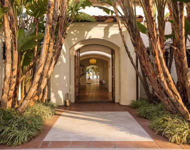 3211 Retreat Court - Photo Thumbnail 1