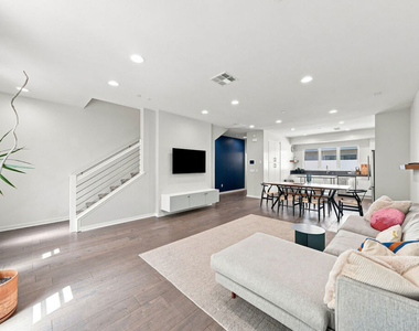 2928 Rowena Avenue - Photo Thumbnail 1