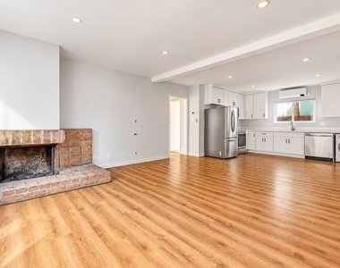 20 Eastwind Street - Photo Thumbnail 5