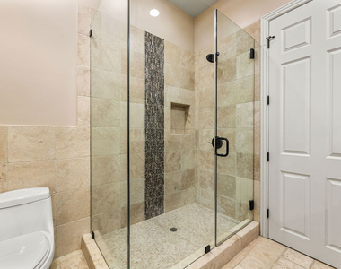 8817 Encino Avenue - Photo Thumbnail 14