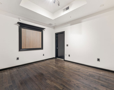 8817 Encino Avenue - Photo Thumbnail 67