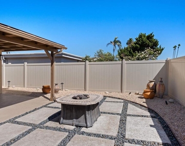 6811 Boxford Drive - Photo Thumbnail 39