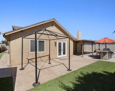 6811 Boxford Drive - Photo Thumbnail 45