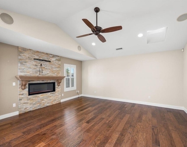 6811 Boxford Drive - Photo Thumbnail 22