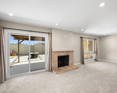 6811 Boxford Drive - Photo Thumbnail 9