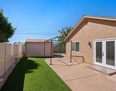 6811 Boxford Drive - Photo Thumbnail 46
