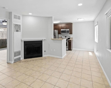 3625 43rd St - Photo Thumbnail 1