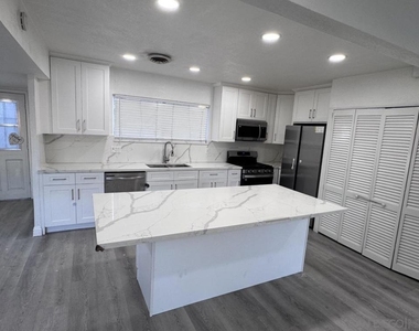 228 Richardson - Photo Thumbnail 5