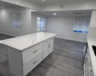 228 Richardson - Photo Thumbnail 2
