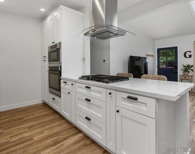 435 Cherry Ave - Photo Thumbnail 9