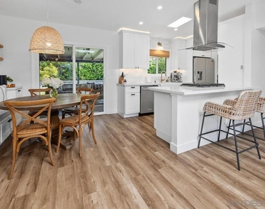 435 Cherry Ave - Photo Thumbnail 5