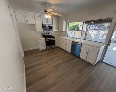 2175 Stoneman Street - Photo Thumbnail 5
