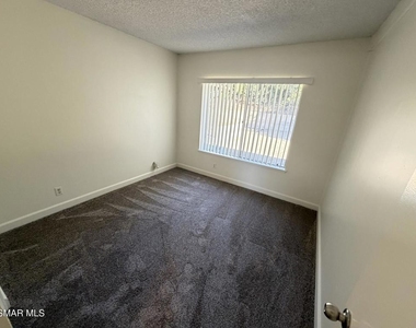 2175 Stoneman Street - Photo Thumbnail 13