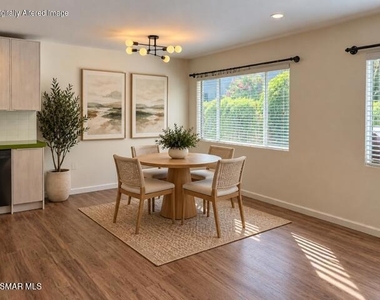 18619 Collins Street - Photo Thumbnail 2