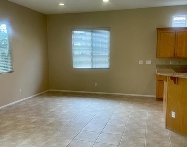 49634 Wayne Street - Photo Thumbnail 11