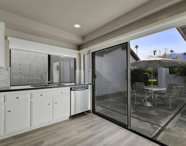 2545 Miramonte Circle W - Photo Thumbnail 6