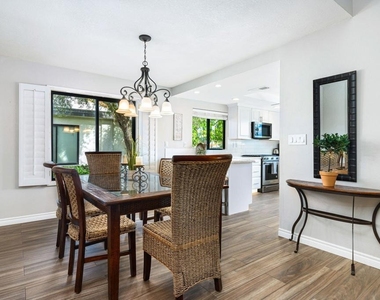 187 Torremolinos Drive - Photo Thumbnail 9