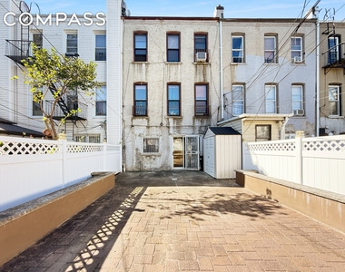 59th Street - Photo Thumbnail 10