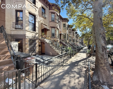 59th Street - Photo Thumbnail 11