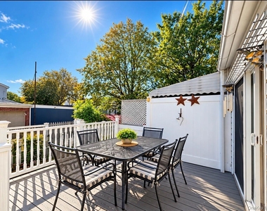 13311 Sitka Street - Photo Thumbnail 12