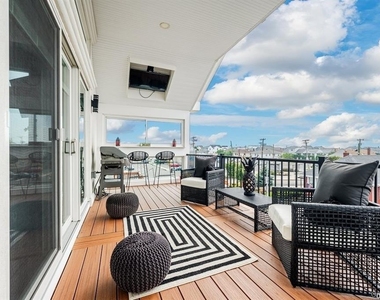 62 Ohio Avenue - Photo Thumbnail 1