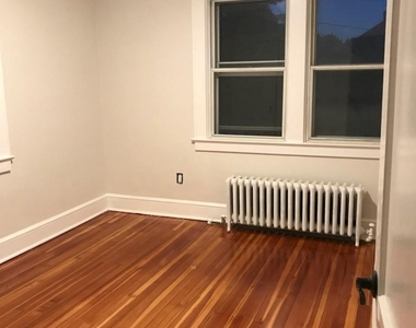 8 Raymond Street - Photo Thumbnail 4