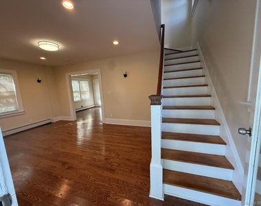 6 Red Brook Terrace - Photo Thumbnail 7