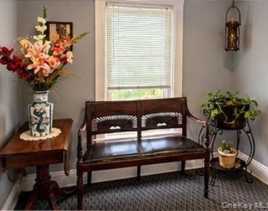 19 Stone Avenue - Photo Thumbnail 6