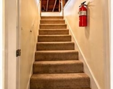 19 Stone Avenue - Photo Thumbnail 9