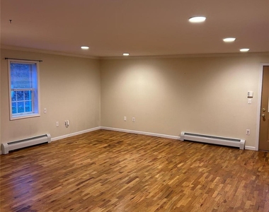 106 Newport Bridge Road - Photo Thumbnail 3