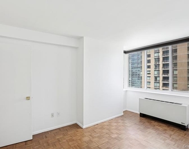 474 48th Avenue - Photo Thumbnail 10