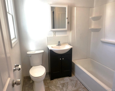 48 Maple Road - Photo Thumbnail 8