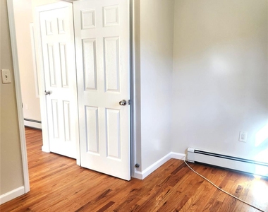 48 Maple Road - Photo Thumbnail 6